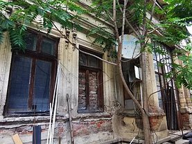 Casa de vânzare 3 camere, în Bucuresti, zona Calea Calarasilor