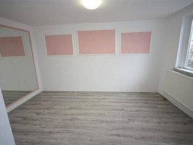 Închiriere spaţiu comercial