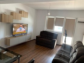 Apartament de vânzare 3 camere, în Bucureşti, zona Mihai Bravu