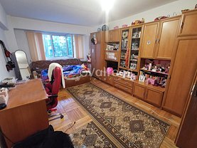 Apartament de vânzare 2 camere în Resita, Centrul Civic