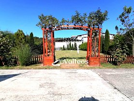 Casa 5 camere în Resita, Periferie