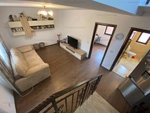 Casa 3 camere în Valea Adanca, Central