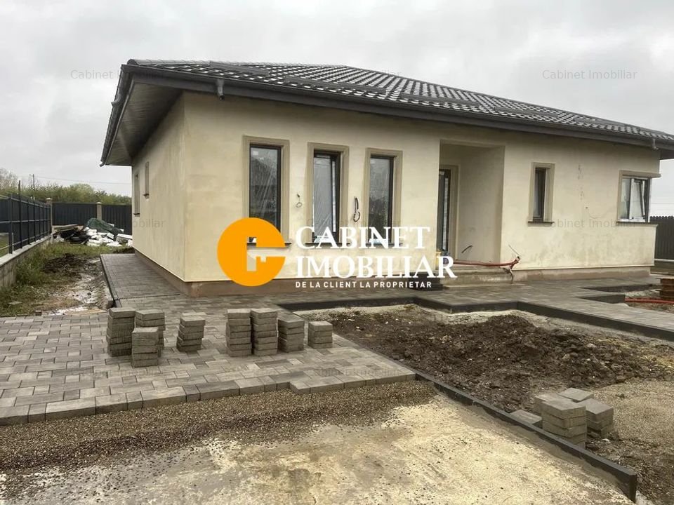 PLACA, 500 mp teren,4 Camere, 2 BAI,  Dancu