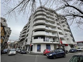 Vânzare spaţiu comercial