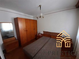 Apartament de vanzare 3 camere, în Oradea, zona Iosia