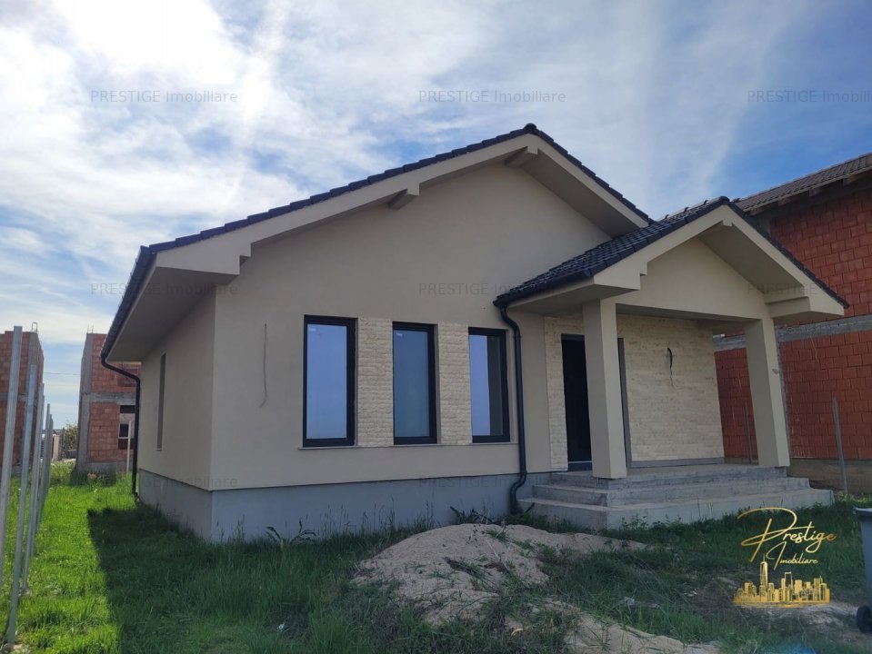 Casa cu 3 camere de vanzare in Cihei-Bihor