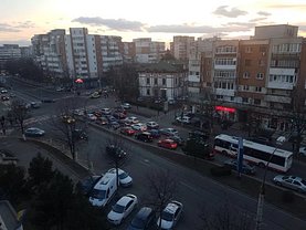 Apartament de vânzare 4 camere în Buzau, Ultracentral