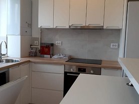 Apartament de închiriat 3 camere, în Cluj-Napoca, zona Mărăşti