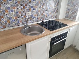 Apartament de vânzare 2 camere, în Cluj-Napoca, zona Manastur