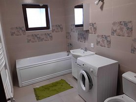 Apartament de închiriat 3 camere, în Cluj-Napoca, zona Câmpului