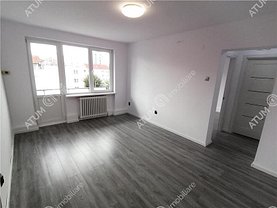 Apartament de vânzare 3 camere, în Sibiu, zona Calea Dumbrăvii