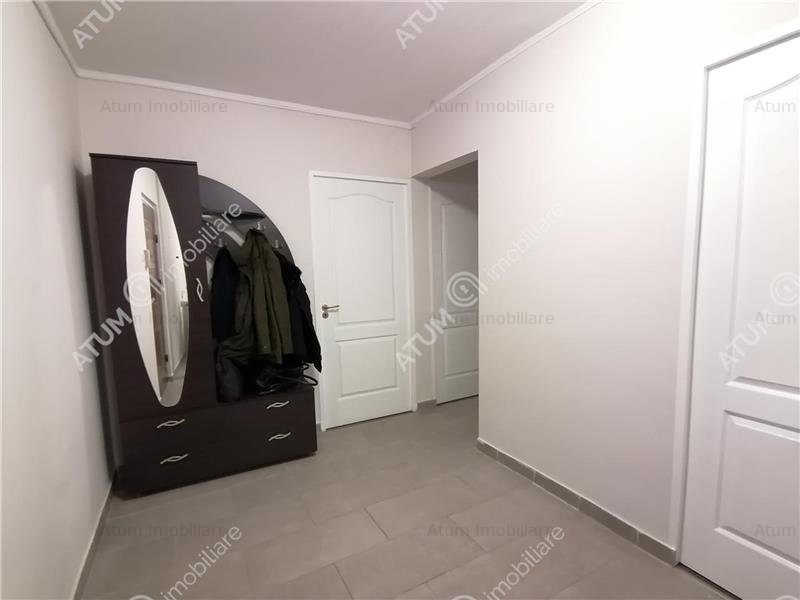 Apartament cu 3 camere decomandate de inchiriat in Sibiu zona Centrala - imaginea 13