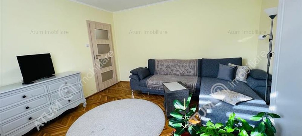 Apartament renovat cu 3 camere balcon si pivnita zona Mihai Viteazul - imaginea 0 + 1