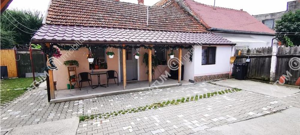Casa cu 2 camere in zona Centrala din Sibiu - imaginea 0 + 1