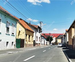 Casa de vânzare 9 camere, în Sibiu, zona Lupeni
