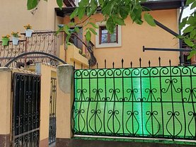 Casa de închiriat 5 camere, în Timişoara, zona Complex Studenţesc