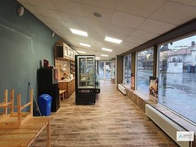 Închiriere spaţiu comercial
