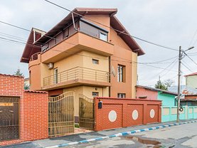 Casa de vânzare 7 camere, în Bucureşti, zona Militari