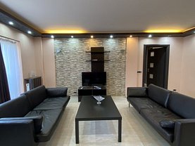 Apartament de vânzare 3 camere, în Bucureşti, zona Unirii