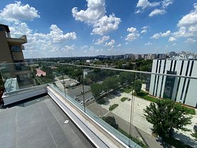 Penthouse de vânzare 3 camere, în Bucureşti, zona Politehnica