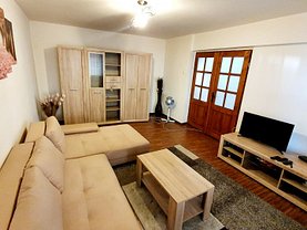 Apartament de închiriat 2 camere, în Reşiţa, zona Centrul Civic