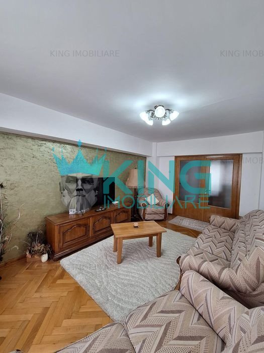 Centru| 4 Camere |Centrala Proprie |2Balcon|Decomandat
