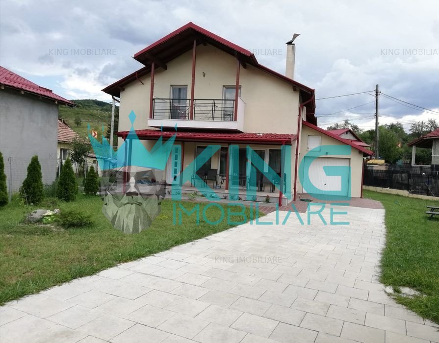 Casa 4 Camere Central Budesti