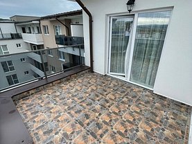 Apartament de vânzare 3 camere, în Floreşti