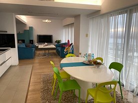 Penthouse de vânzare 5 camere, în Constanţa, zona Faleza Nord