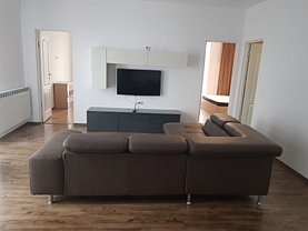 Apartament de vânzare 3 camere, în Mamaia-Sat, zona Central