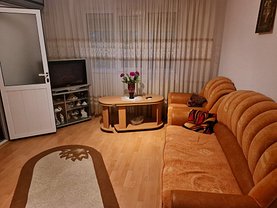 Apartament de vânzare 3 camere, în Constanta, zona Casa de Cultura