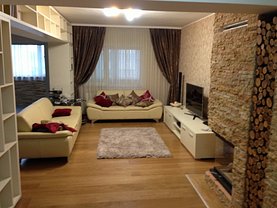 Apartament de vânzare 3 camere, în Constanta, zona Trocadero