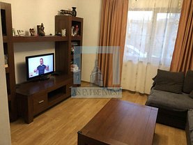 Apartament de vânzare 3 camere, în Braşov, zona 13 Decembrie