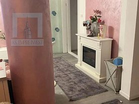 Apartament de vânzare 3 camere, în Braşov, zona Central