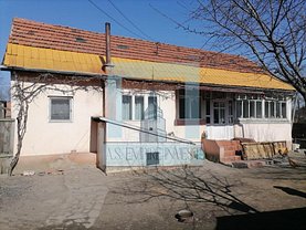 Casa de vânzare 3 camere, în Budila