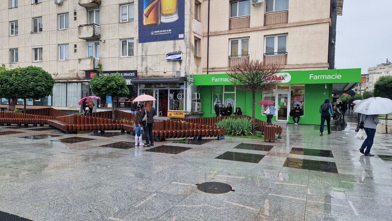 Buzau - Piata Dacia 200 mp - pret 2300 euro