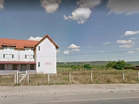 Casa de vânzare 14 camere, în Câmpia Turzii, zona Central