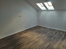 Apartament de vânzare 3 camere, în Timişoara, zona Braytim