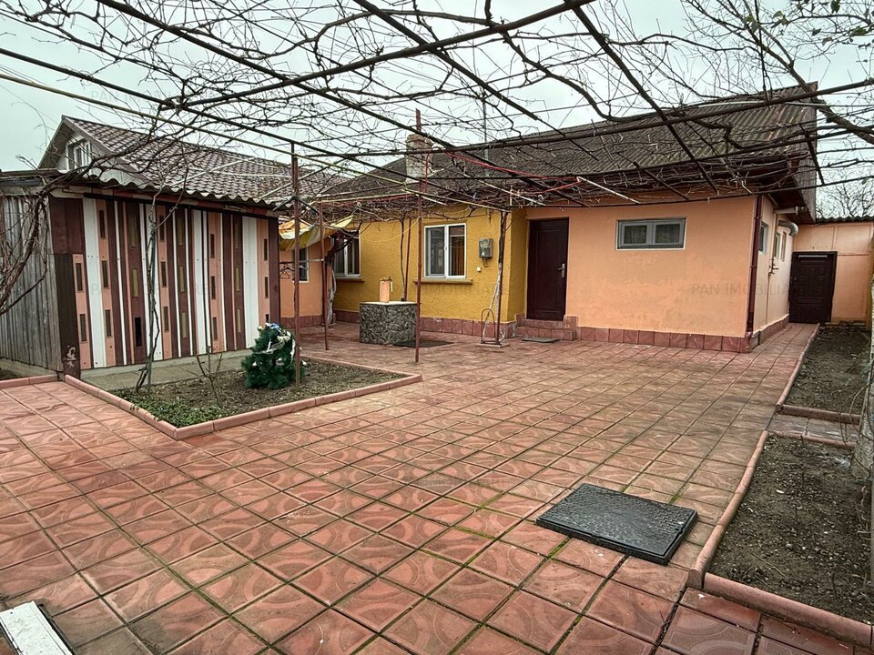 COMISION 0% - Palazu Mare casa 4 camere cu centrala pe gaz