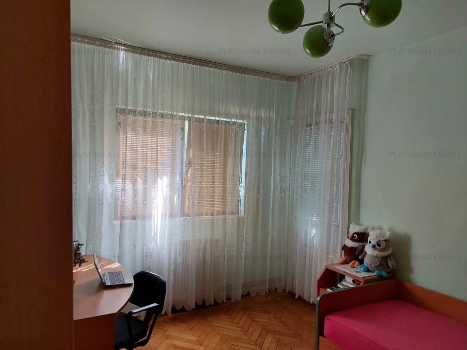 Apartament cu 4 camere decomandat ,zona Bucovina - imaginea 17