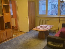 Apartament de vânzare 3 camere, în Timişoara, zona Complex Studenţesc
