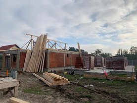 Casa de vânzare 3 camere, în Sânmihaiu Român
