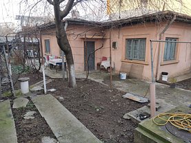 Casa de vânzare 4 camere, în Bucureşti, zona Moineşti
