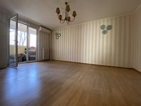 Apartament de vanzare 4 camere, în Bucuresti, zona Titan