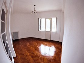 Apartament de vânzare 4 camere, în Bucureşti, zona Unirii