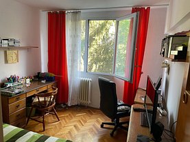 Apartament de vânzare 3 camere, în Bucureşti, zona Drumul Taberei