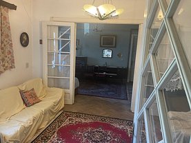 Apartament de vânzare 4 camere, în Bucureşti, zona Unirii