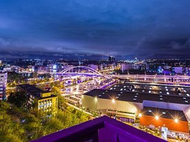 Apartament de vânzare 3 camere, în Bucureşti, zona P-ţa Victoriei