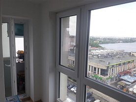 Apartament de vânzare 3 camere, în Bucureşti, zona Pantelimon
