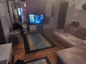 Apartament de vânzare 4 camere, în Bucureşti, zona Văcăresti